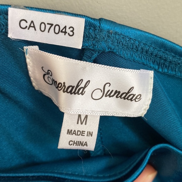 BNWT Emerald Sundae party dress - medium - Picture 8 of 8